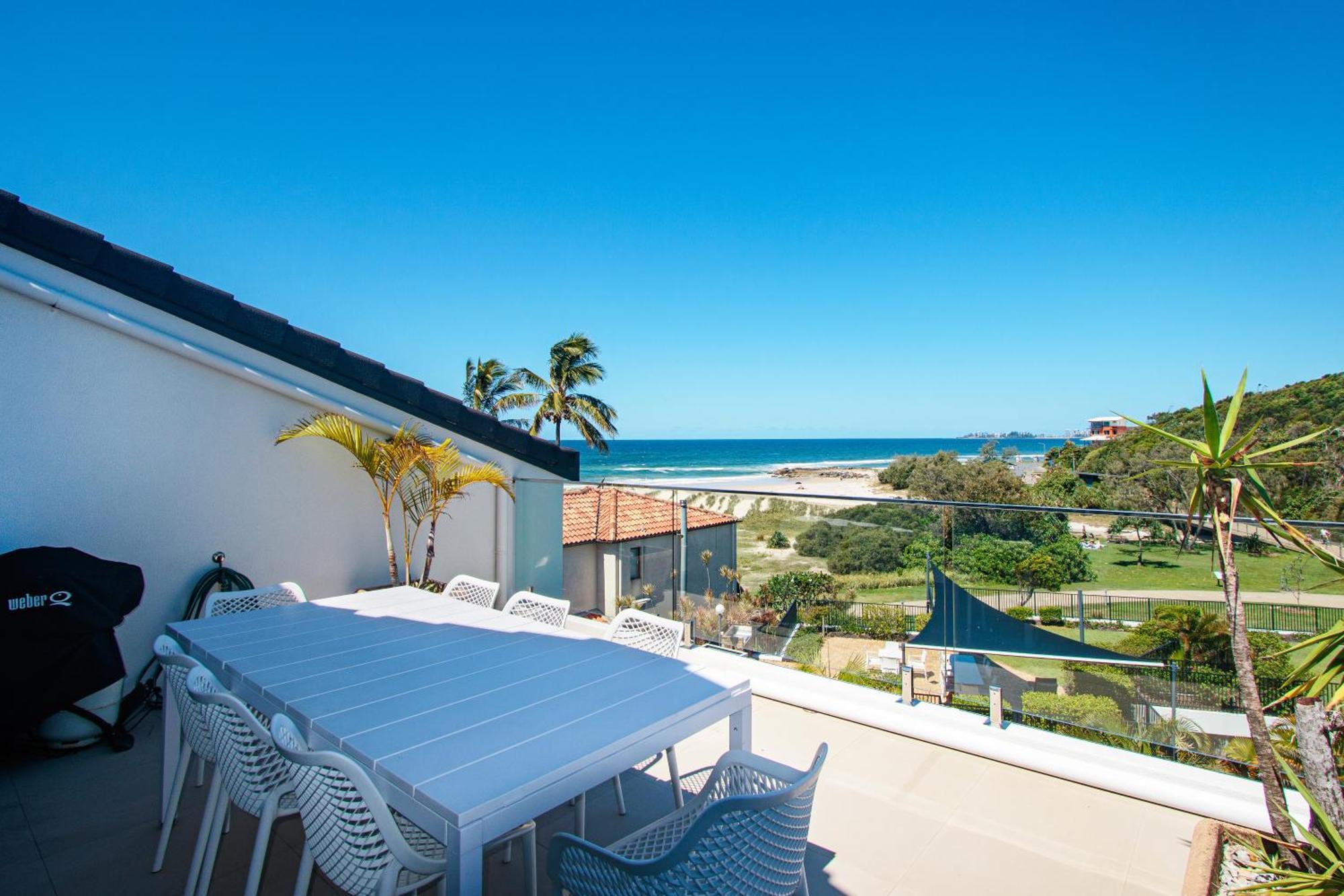 Sandcastles On Currumbin Beachfront, Gold Coast Exterior photo