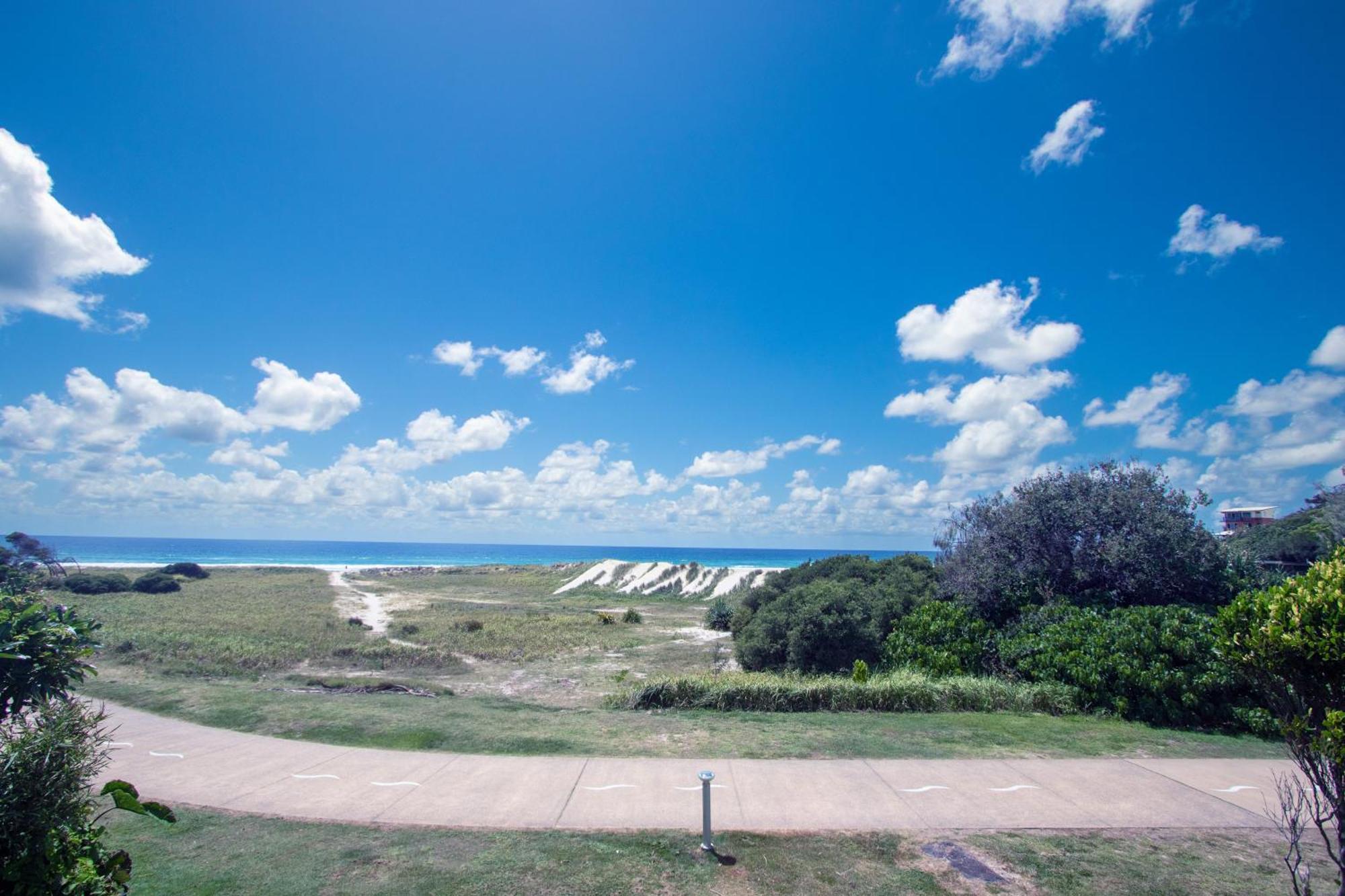 Sandcastles On Currumbin Beachfront, Gold Coast Exterior photo
