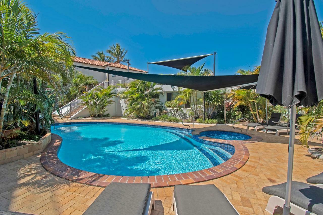 Sandcastles On Currumbin Beachfront, Gold Coast Exterior photo